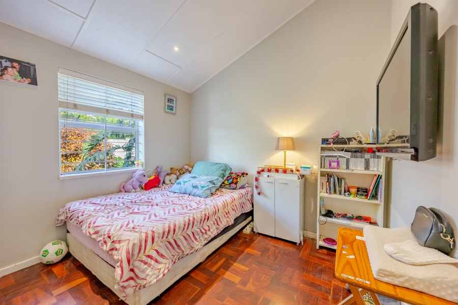 3 Bedroom Property for Sale in Lakeside Western Cape